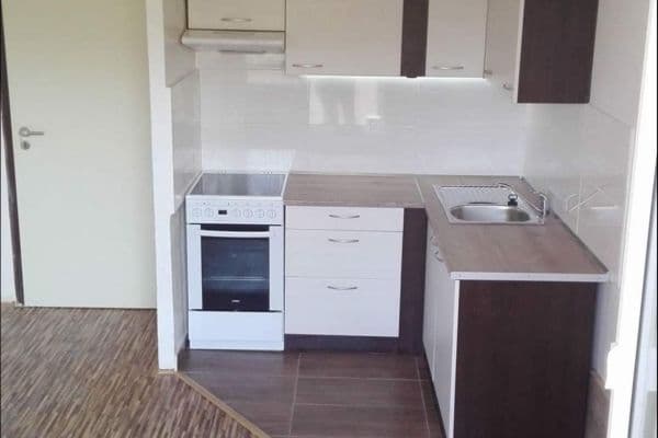 1 bedroom flat to rent, 46 m², Slavíkova, Poruba 1 bedroom flat to rent, 46 m², Slavíkova, Poruba