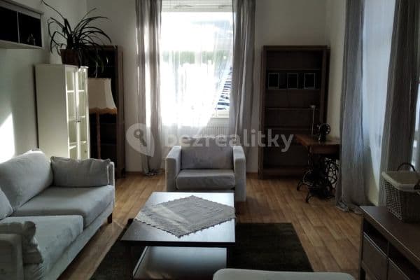 2 bedroom flat to rent, 72 m², Kollárova, Kutná Hora 2 bedroom flat to rent, 72 m², Kollárova, Kutná Hora