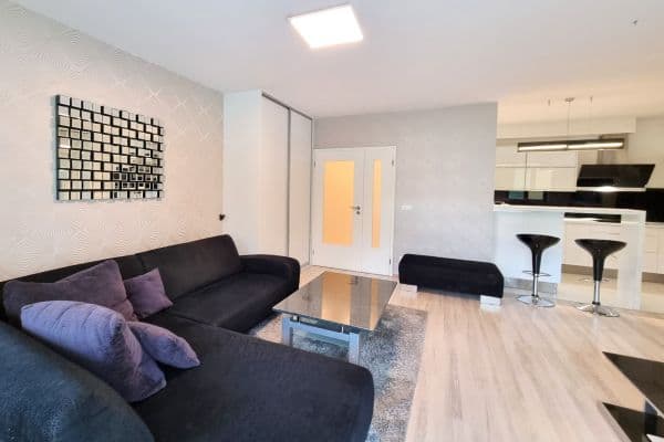 Flat to rent Flat to rent