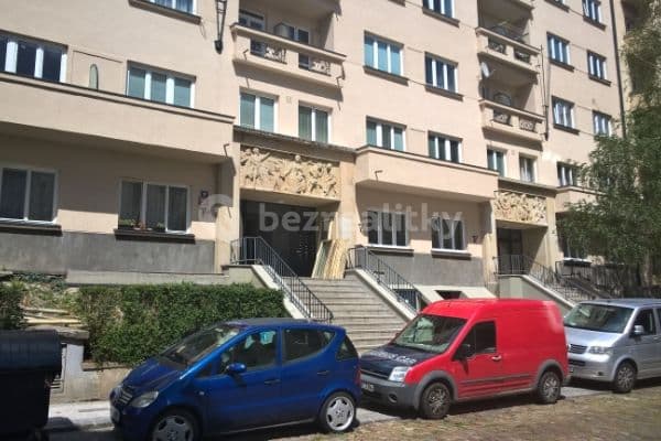 1 bedroom with open-plan kitchen flat to rent, 52 m², Bulharská, Praha 10 1 bedroom with open-plan kitchen flat to rent, 52 m², Bulharská, Praha 10