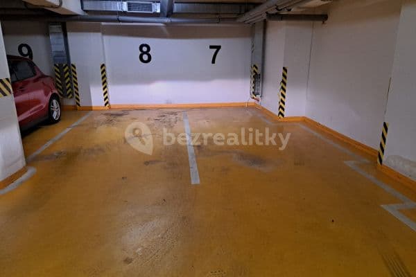 garage to rent, 13 m², Dalimilova, Praha garage to rent, 13 m², Dalimilova, Praha