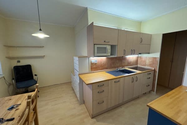 1 bedroom flat to rent, 43 m², Vodňanská, České Budějovice 1 bedroom flat to rent, 43 m², Vodňanská, České Budějovice