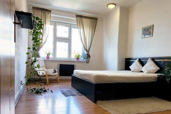 1 bedroom with open-plan kitchen flat to rent, 54 m², Argentinská, Praha 1 bedroom with open-plan kitchen flat to rent, 54 m², Argentinská, Praha