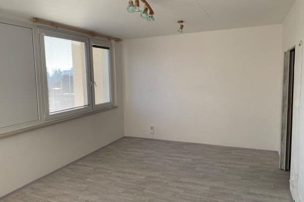 Small studio flat to rent, 38 m², Běchorská, Praha Small studio flat to rent, 38 m², Běchorská, Praha