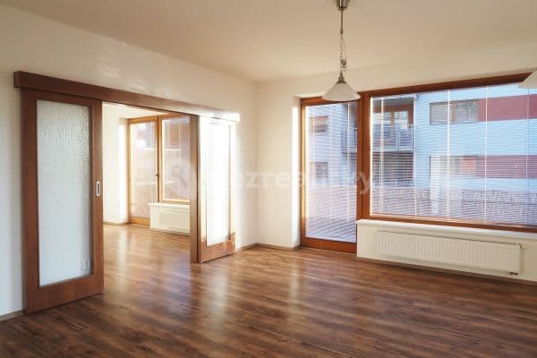 2 bedroom with open-plan kitchen flat to rent, 90 m², Jezerůvky, Brno 2 bedroom with open-plan kitchen flat to rent, 90 m², Jezerůvky, Brno