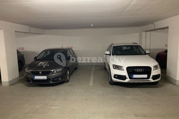 garage to rent, 18 m², Kytlická, Praha 9 garage to rent, 18 m², Kytlická, Praha 9