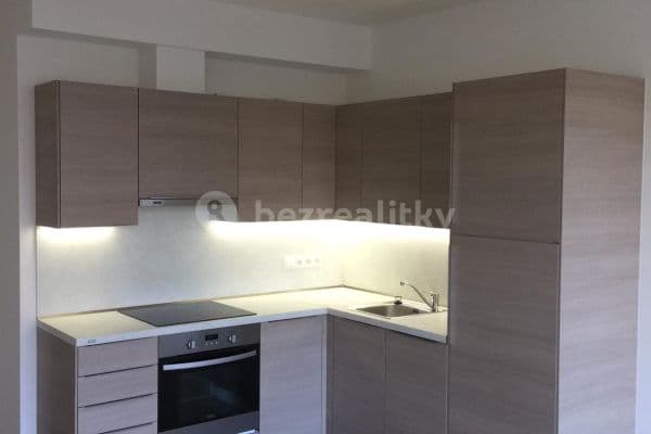 Studio flat to rent, 35 m², Pavla Beneše, Praha Studio flat to rent, 35 m², Pavla Beneše, Praha