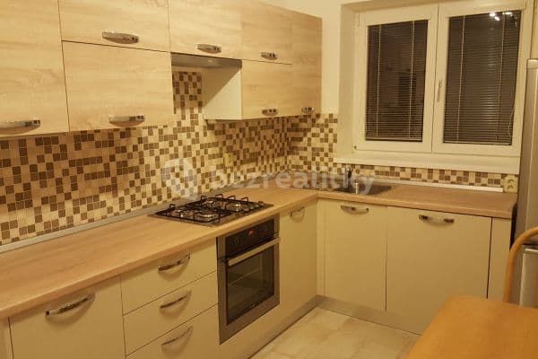 3 bedroom flat to rent, 72 m², Maxe Švabinského, Frýdek-Místek 3 bedroom flat to rent, 72 m², Maxe Švabinského, Frýdek-Místek