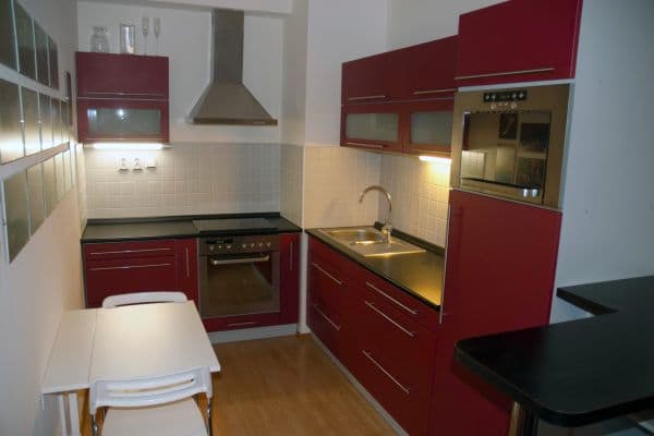 1 bedroom with open-plan kitchen flat to rent, 52 m², Kamelova, Praha 10 1 bedroom with open-plan kitchen flat to rent, 52 m², Kamelova, Praha 10