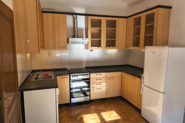 2 bedroom flat to rent, 55 m², Roháčova, Praha 2 bedroom flat to rent, 55 m², Roháčova, Praha