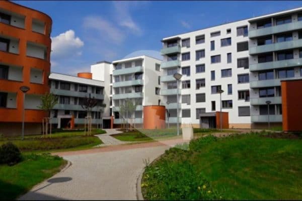 Studio flat to rent, 33 m², Čumpelíkova, Praha 8 Studio flat to rent, 33 m², Čumpelíkova, Praha 8