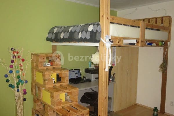 Studio flat to rent, 30 m², Brožíkova, Brno, Jihomoravský Region
