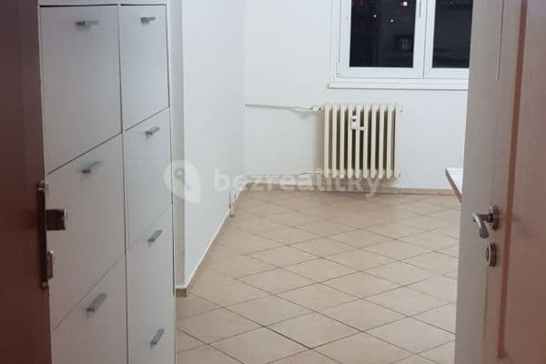 1 bedroom flat to rent, 38 m², U Porcelánky, Chodov