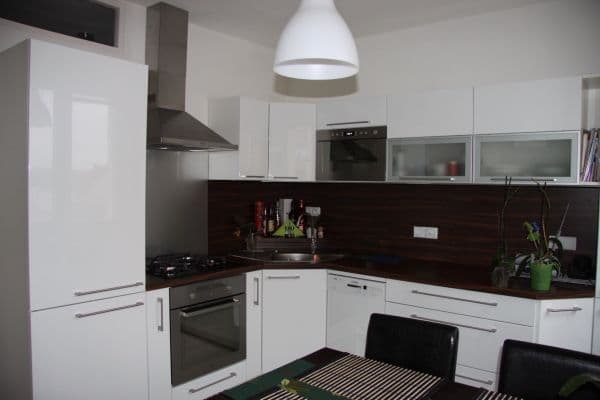 3 bedroom flat to rent, 79 m², Údolní, Praha 4 3 bedroom flat to rent, 79 m², Údolní, Praha 4