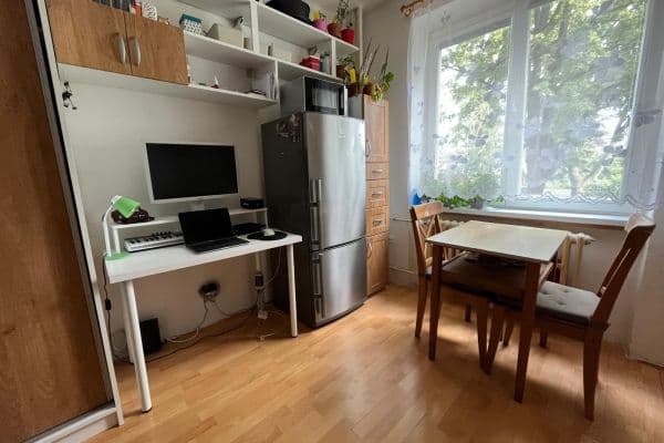 Small studio flat to rent, 21 m², Dvouletky, Small studio flat to rent, 21 m², Dvouletky,