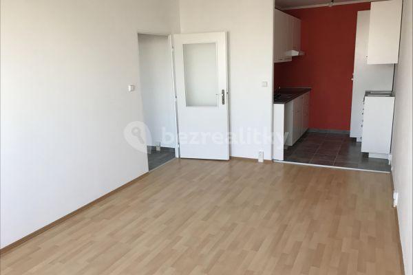 1 bedroom with open-plan kitchen flat to rent, 44 m², Bellušova, Praha