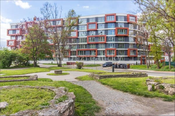 Studio flat to rent, 39 m², Vojenova, Praha Studio flat to rent, 39 m², Vojenova, Praha