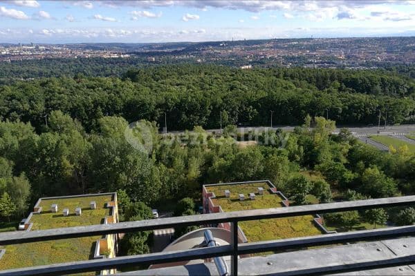 2 bedroom with open-plan kitchen flat to rent, 72 m², Hnězdenská, Praha 2 bedroom with open-plan kitchen flat to rent, 72 m², Hnězdenská, Praha