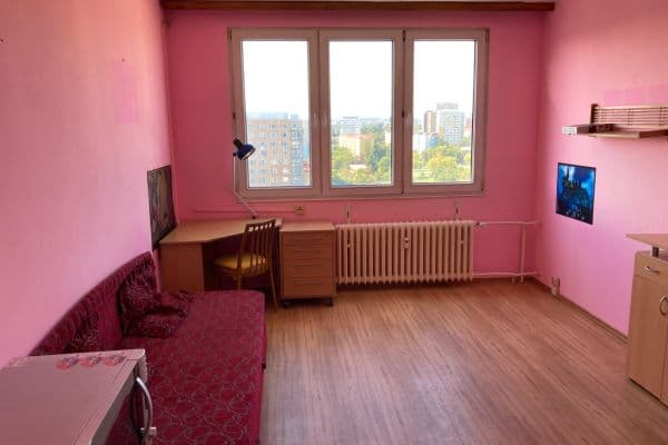 Studio flat to rent, 24 m², Přesličková, Praha Studio flat to rent, 24 m², Přesličková, Praha