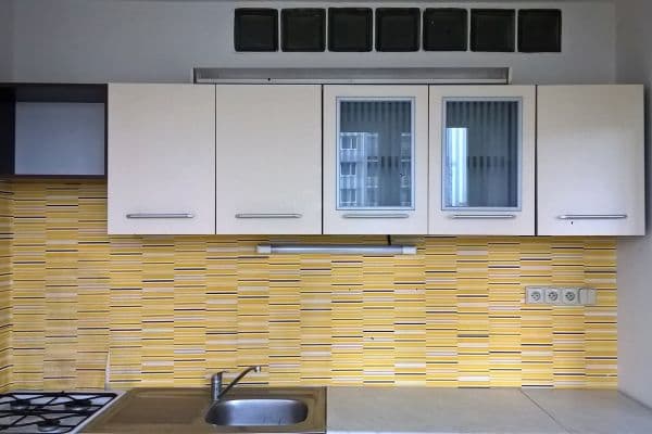 2 bedroom flat to rent, 55 m², Uhelná, Hradec Králové 2 bedroom flat to rent, 55 m², Uhelná, Hradec Králové