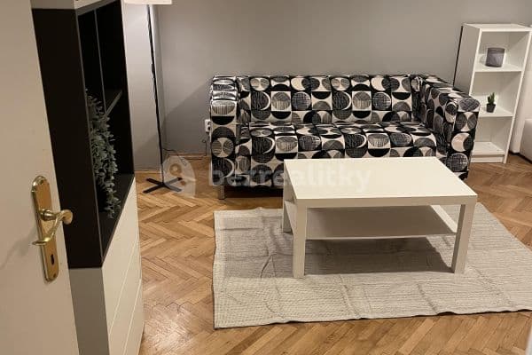 1 bedroom flat to rent, 35 m², Baranova, Praha 1 bedroom flat to rent, 35 m², Baranova, Praha