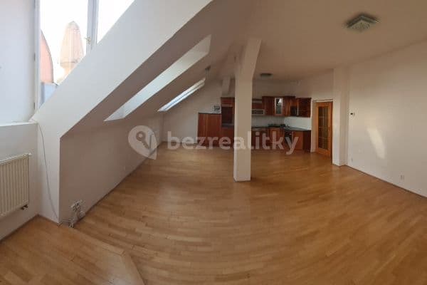2 bedroom with open-plan kitchen flat to rent, 125 m², náměstí Jiřího z Poděbrad, Praha 3