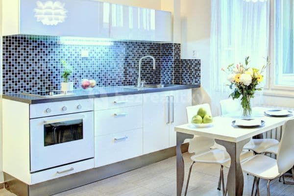 Studio flat to rent, 30 m², Na Dolinách, Praha 4 Studio flat to rent, 30 m², Na Dolinách, Praha 4