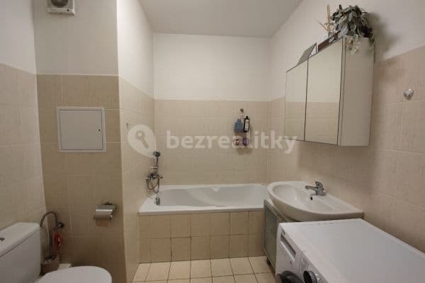 Studio flat to rent, 29 m², Mattioliho, Praha Studio flat to rent, 29 m², Mattioliho, Praha
