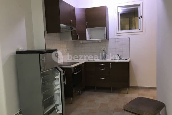 2 bedroom with open-plan kitchen flat to rent, 82 m², Komenského náměstí, Brandýs nad Labem-Stará Boleslav 2 bedroom with open-plan kitchen flat to rent, 82 m², Komenského náměstí, Brandýs nad Labem-Stará Boleslav