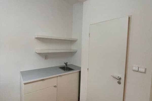 Studio flat to rent, 18 m², Přístavní, Studio flat to rent, 18 m², Přístavní,