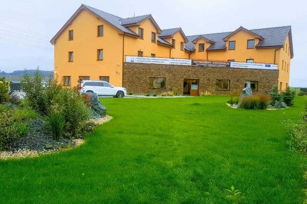 1 bedroom with open-plan kitchen flat to rent, 50 m², Rostoklaty 1 bedroom with open-plan kitchen flat to rent, 50 m², Rostoklaty