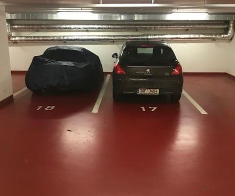 garage to rent, 15 m², Pelušková, Praha garage to rent, 15 m², Pelušková, Praha