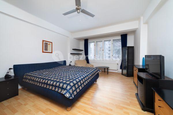 1 bedroom flat to rent, 45 m², Biskupcova, Praha 3