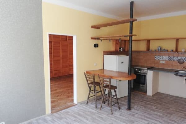 Flat to rent Flat to rent