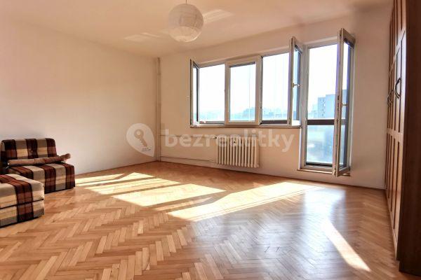 3 bedroom with open-plan kitchen flat to rent, 75 m², Bělčická, 