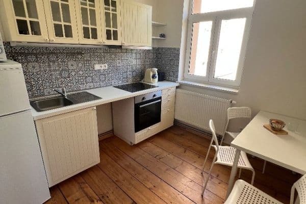 2 bedroom flat to rent, 43 m², Heydukova, České Budějovice 2 bedroom flat to rent, 43 m², Heydukova, České Budějovice