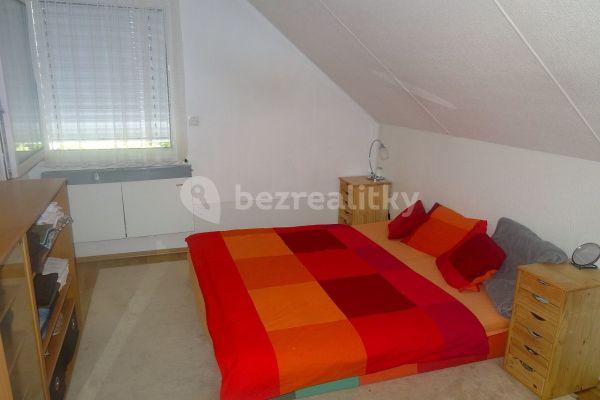 3 bedroom flat to rent, 15 m², Pod Zemankou, 