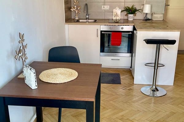 Studio flat to rent, 26 m², Sudoměřská, Praha Studio flat to rent, 26 m², Sudoměřská, Praha