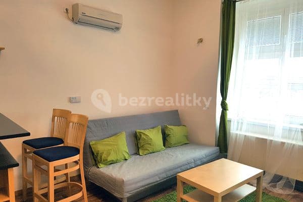 Studio flat to rent, 34 m², Dělnická, Praha 7 Studio flat to rent, 34 m², Dělnická, Praha 7