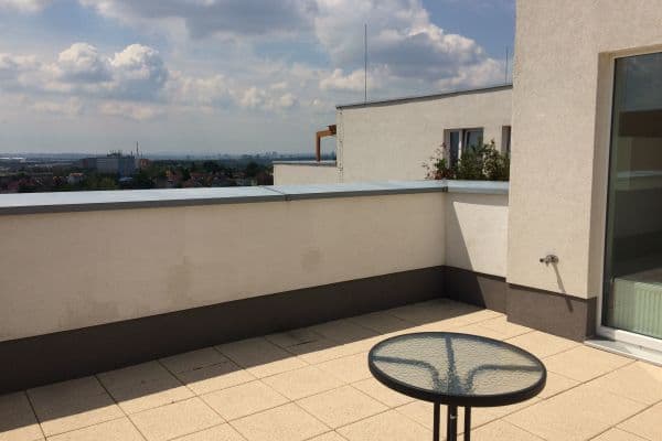 Studio flat to rent, 31 m², Farkašova, Praha Studio flat to rent, 31 m², Farkašova, Praha