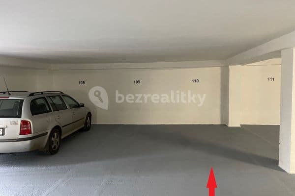 garage to rent, 12 m², Pod Klaudiánkou, Hlavní město Praha