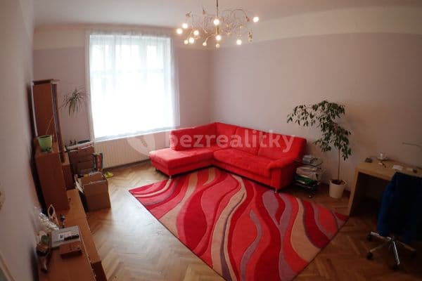 3 bedroom with open-plan kitchen flat to rent, 108 m², Sudoměřská, Praha 3 bedroom with open-plan kitchen flat to rent, 108 m², Sudoměřská, Praha