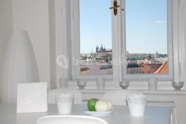 2 bedroom with open-plan kitchen flat to rent, 93 m², Prague, Prague