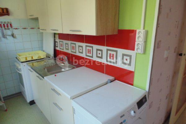 3 bedroom flat to rent, 72 m², Slavíčkova, Brno-město