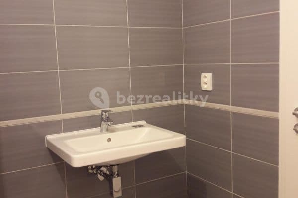 2 bedroom flat to rent, 74 m², Sokolovská, Praha 2 bedroom flat to rent, 74 m², Sokolovská, Praha