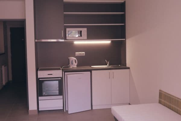 Small studio flat to rent, 23 m², Družstevní, Kněževes Small studio flat to rent, 23 m², Družstevní, Kněževes