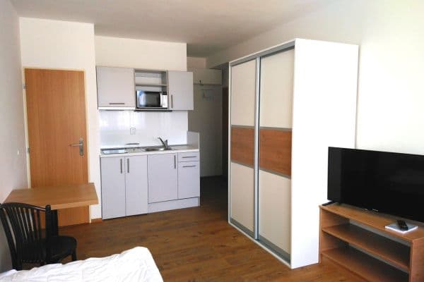 Studio flat to rent, 25 m², Na Radosti, Zličín Studio flat to rent, 25 m², Na Radosti, Zličín