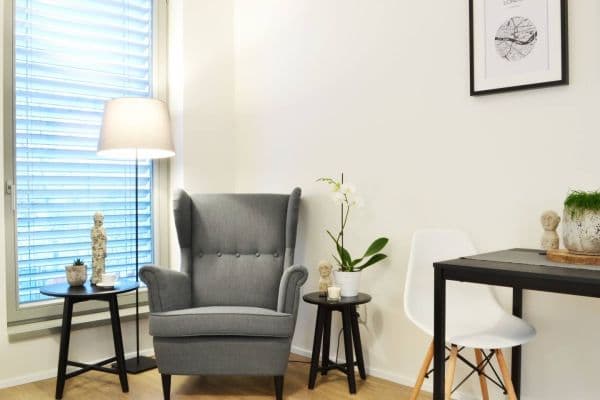 Studio flat to rent, 34 m², Koněvova, Praha Studio flat to rent, 34 m², Koněvova, Praha
