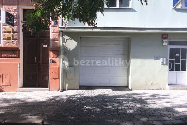 garage to rent, 8 m², Uruguayská, Prague, Prague
