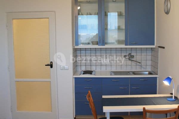 Studio flat to rent, 24 m², Halasovo náměstí, Brno Studio flat to rent, 24 m², Halasovo náměstí, Brno